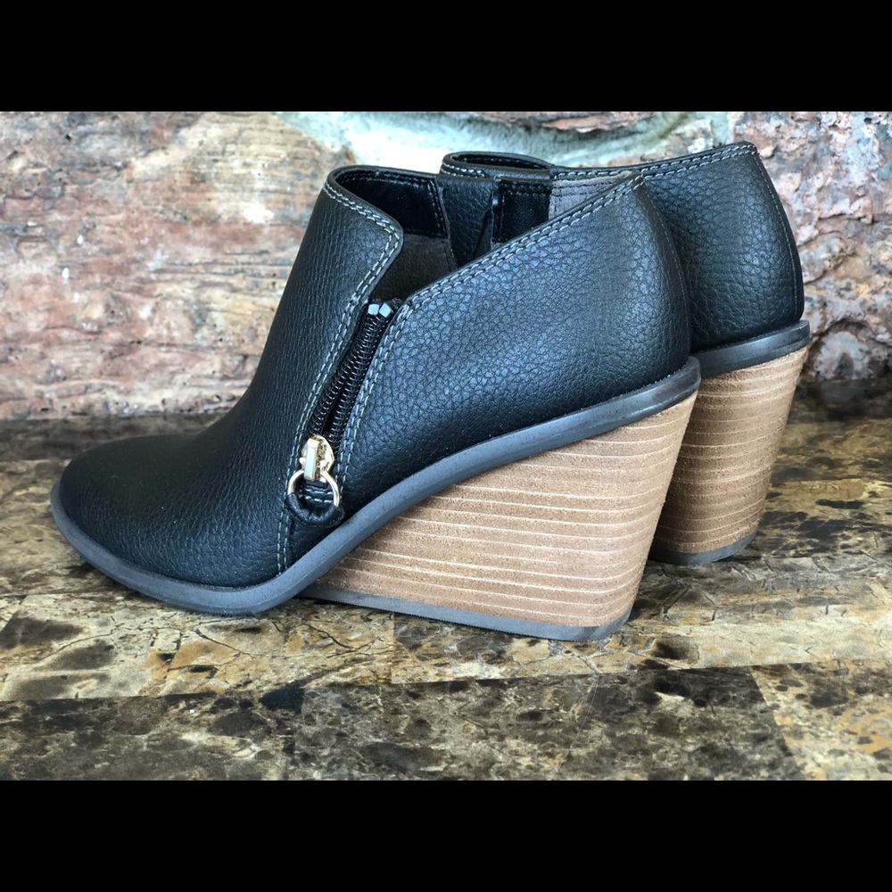 Dr. Scholl's Women's Melody Booties - Picture 3 of 11